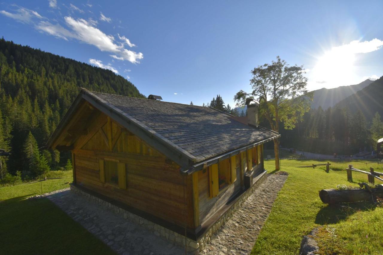 Chalet Brenta Dolomites Madonna di Campiglio Exterior photo
