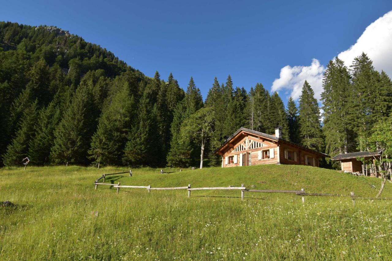 Chalet Brenta Dolomites Madonna di Campiglio Exterior photo